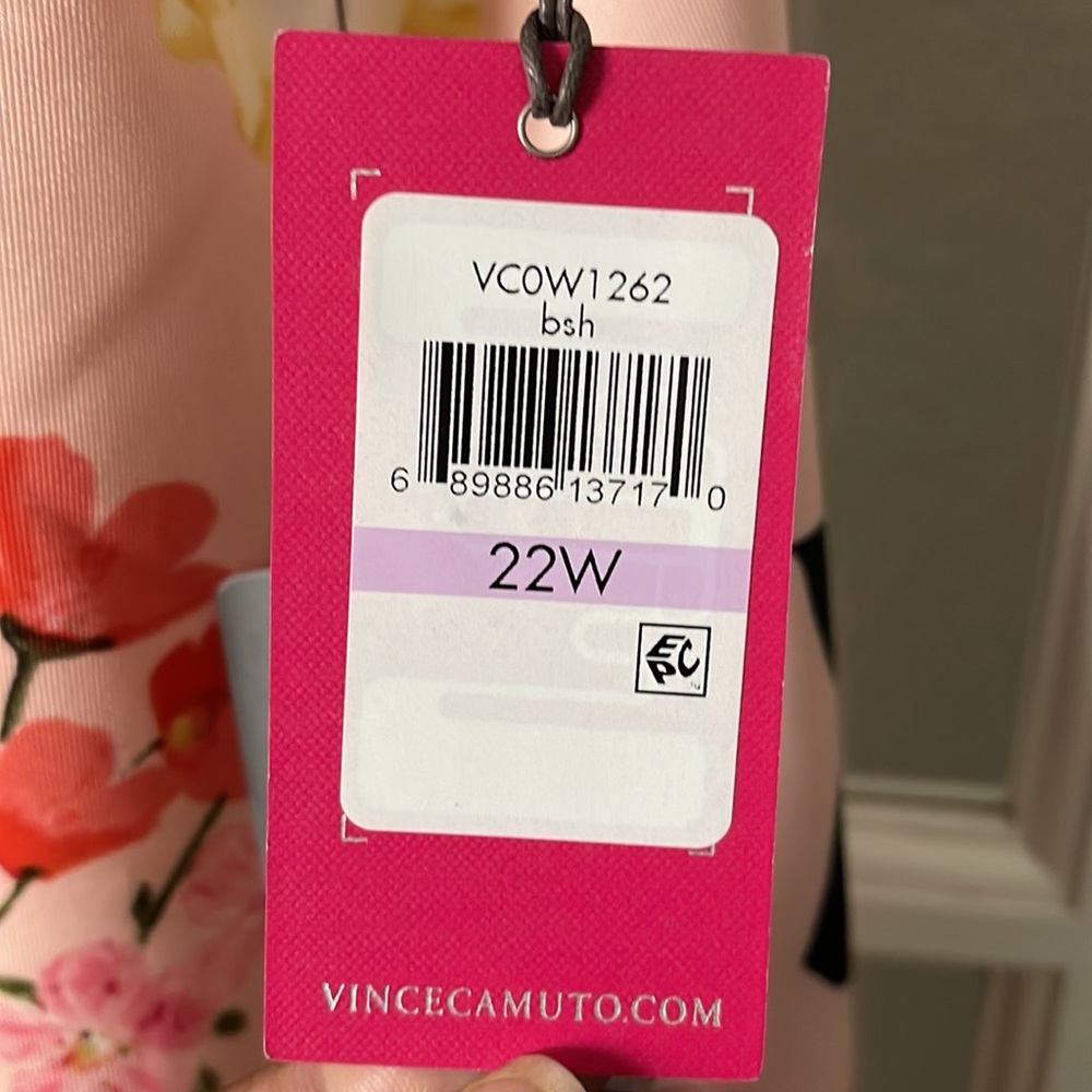 Plus Size Dress - Picture 4 of 5